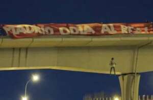 Espanhol: Boneco com camisa de Vini Jr. surge enforcado em ponte de Madri antes de clássico