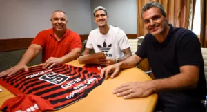 Flamengo renova com Pedro até 2027