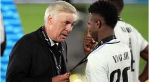 Vinícius Junior se fixa como goleador e divide protagonismo com Benzema no Real