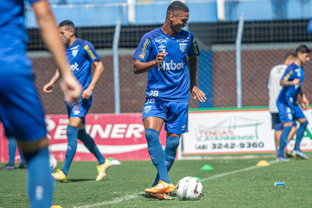 Catarinense: Com retorno de zagueiro, Avaí encerra preparação para encarar o Barra