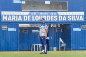 Catarinense: Avaí admite elenco jovem e indica reforços para a Série B