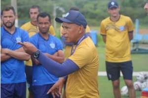 Catarinense: Barra-SC demite técnico Hemerson Maria