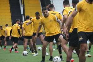 Catarinense: Após perder pontos em casa, Rômulo quer vitória do Criciúma