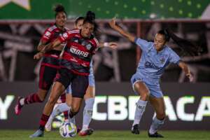 SUPERCOPA FEMININA: Flamengo bate Real Brasília e vai à final