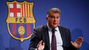 Espanhol: LaLiga cobra Barcelona por pagamentos a ex-árbitro e sugere renúncia de Laporta
