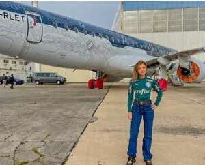 Leila revela imagens e exalta avião do Palmeiras: 'Mais conforto e agilidade'