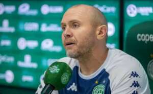 Paulistão: Após derrota para lanterna, Mozart Santos deixa o Guarani