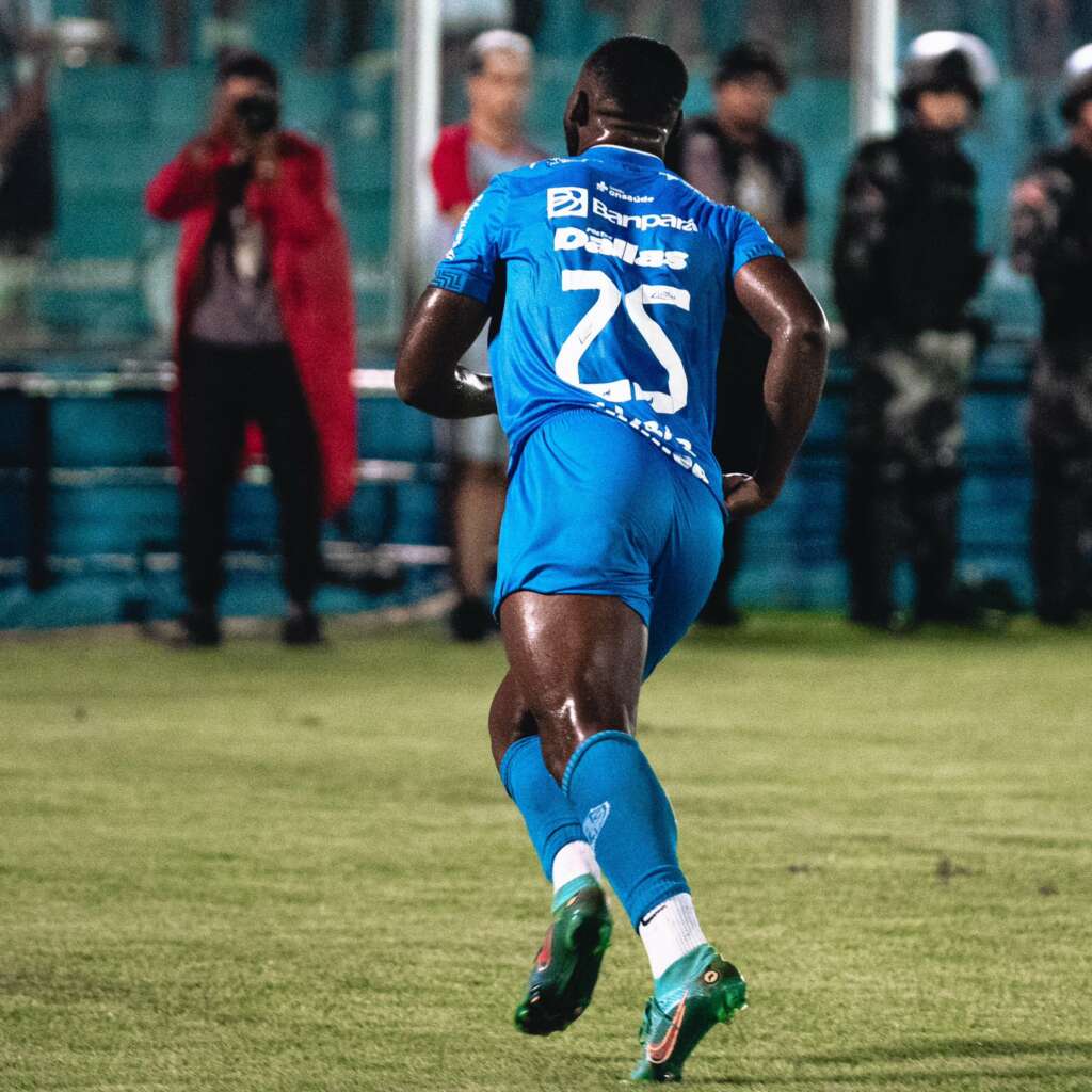 PARAENSE: Paysandu marca no fim e mantém 100% de aproveitamento