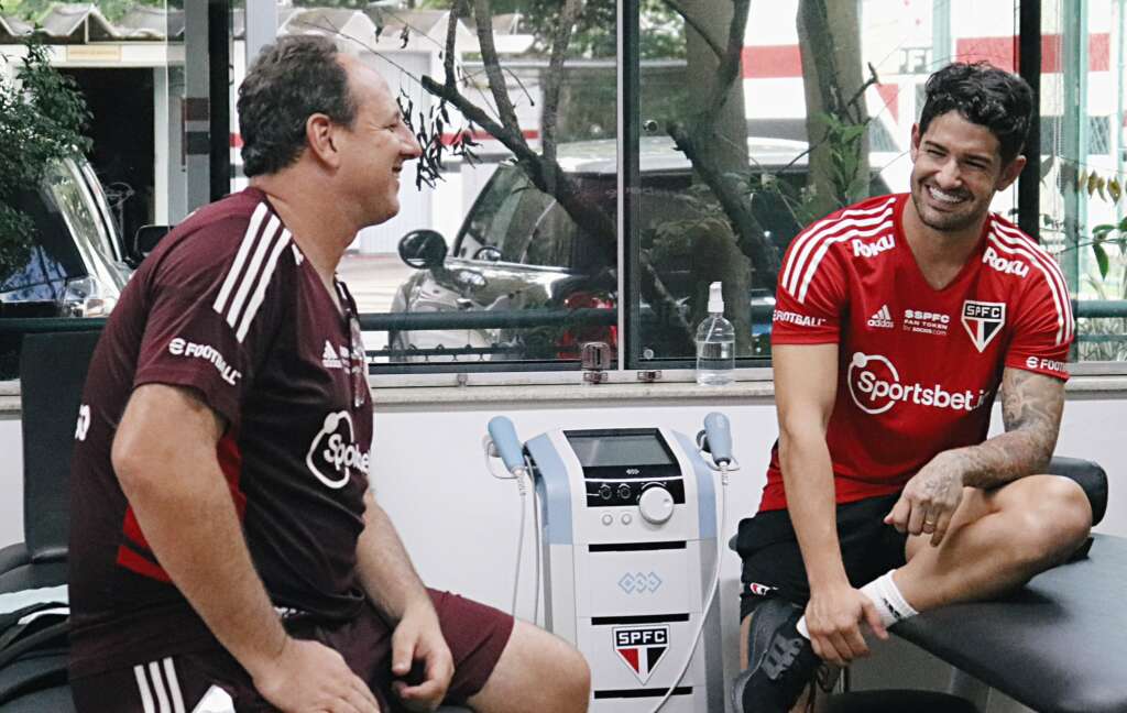 Paulistão: Alexandre Pato, aquele mesmo, chega ao São Paulo para tratar lesão