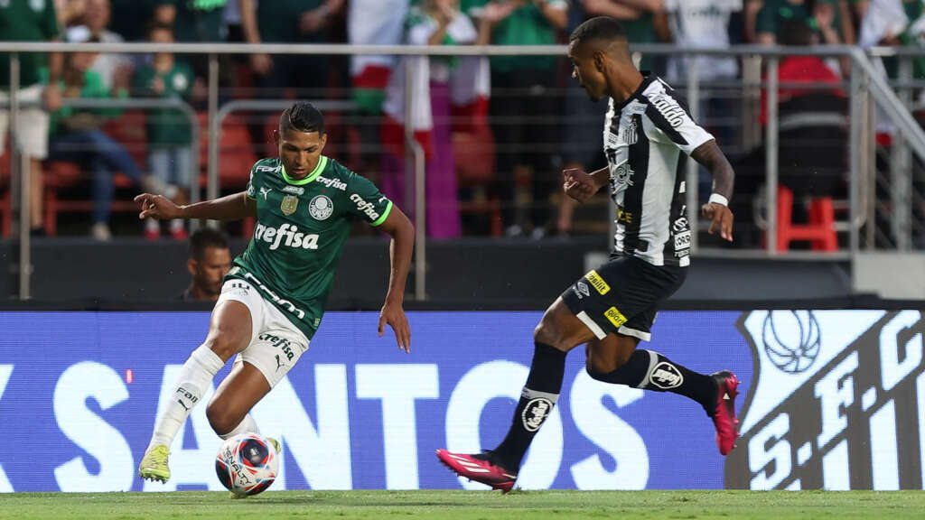 Paulistão: Rony exalta solidez do Palmeiras em clássico e despista sobre pedido de reforços