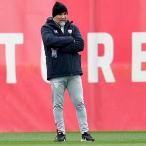 Espanhol: Sampaoli diz que pagamento do Barça a ex-dirigente de arbitragem mancha o esporte