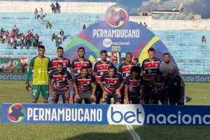 PERNAMBUCANO: Gedoz marca e Santa Cruz mantém invencibilidade; Retrô também vence