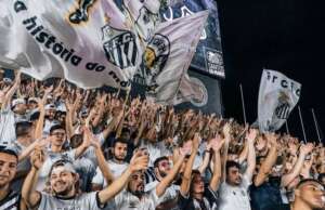 Santos volta para casa à força e tenta amenizar crise diante do São Bento