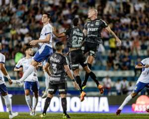Santo André 1 x 1 Santos - Peixe empata no fim, mas vê jejum de vitórias fora aumentar