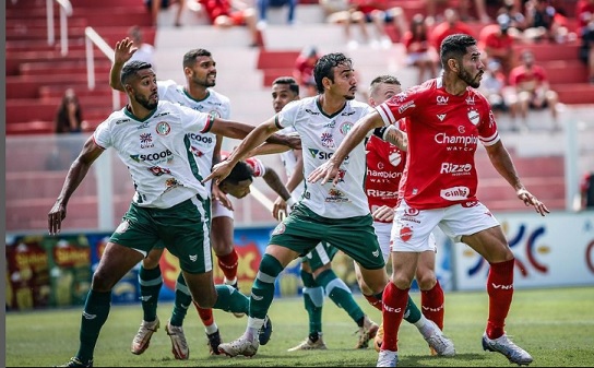 GOIANO: Vila Nova vence por 3 a 0  e encosta nos líderes