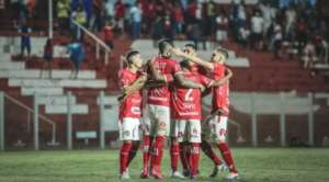 COPA VERDE: Dênis Júnior brilha nos pênaltis e Vila Nova elimina o Luverdense