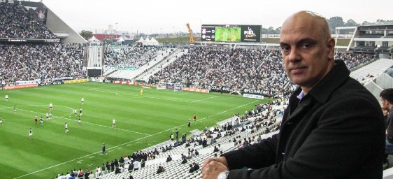 Torcedor do Corinthians, Alexandre de Moraes provoca palmeirense Dias  Toffoli: Palmeiras não tem Mundial : r/brasil