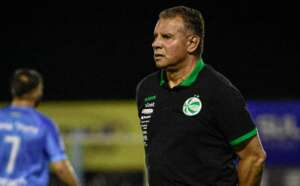 Celso Roth deixa o Juventude após eliminação na Copa do Brasil
