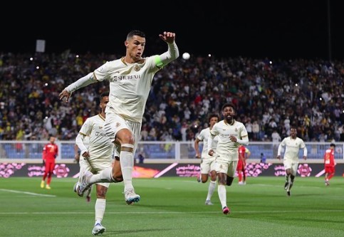 Cristiano Ronaldo marca 3 gols pelo Al-Nassr e chega a 8 gols nos últimos 4 jogos