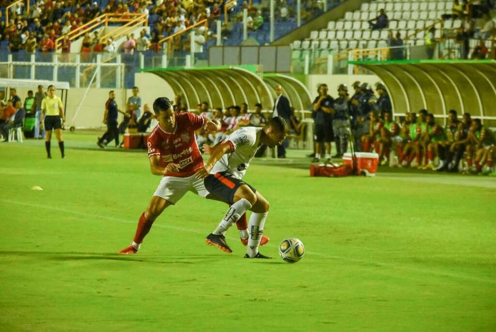 Sergipe 2 x 1 Vitória – Gipão vence, consolida posição no G4 e afunda Leão