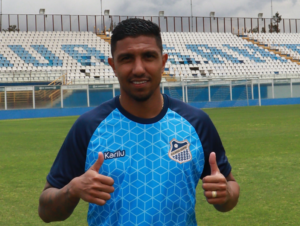 Time da Série B abre negociação por Didi, zagueiro do Água Santa