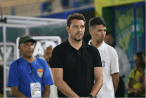 Paulistão: Técnico da Ferroviária cobra melhora do time