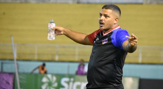 Copa do Brasil: Técnico lamenta eliminação do São Francisco-AC após empate com um a menos