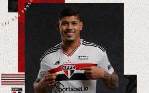 São Paulo anuncia contratação por empréstimo do centroavante Erison até dezembro