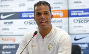 Paulistão: Técnico do Corinthians não concorda com gol anulado