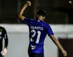 Mineiro: Gilberto faz 'hat-trick' e Cruzeiro lidera Grupo C