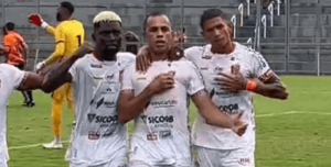 AMAZONENSE: Princesa dos Solimões visita Manaus pela liderança