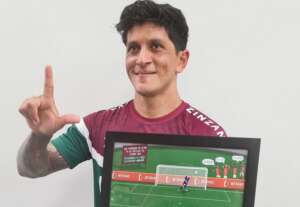 Patrocinadores do Fluminense fazem homenagem à Cano