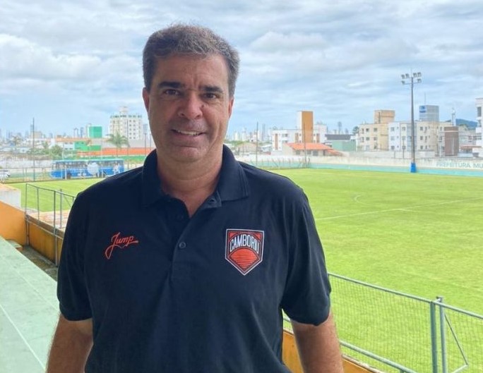 Catarinense: Júnior Lopes assume o comando do Camboriú