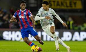 INGLÊS: Liverpool mostra abatimento e só empata com o Crystal Palace