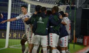 LIBERTADORES: Nacional-PAR marca no fim e avança à 2ª fase