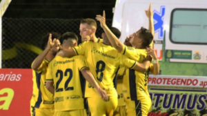 Nova Mutum-MT 4 x 2 Londrina-PR - Azulão surpreende e elimina Tubarão