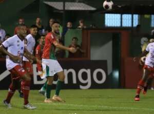 Paulista A2: Atacante do Primavera acusa juiz de roubo por pênalti no fim da partida