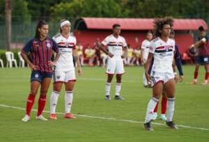 BRASILEIRO FEMININO:  São Paulo sofre gol no fim e estreia com empate contra o Bahia