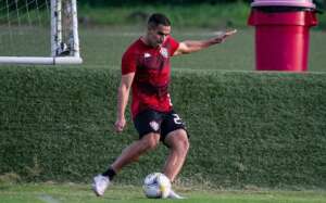 Baiano: Vitória firma acerto e regulariza dois últimos reforços