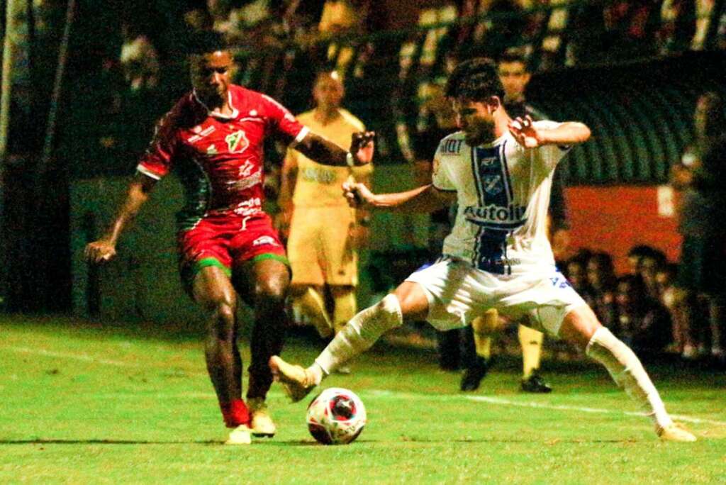 Velo Clube 1 x 0 Taubaté – Galo leva a melhor em confronto direto pelo G8