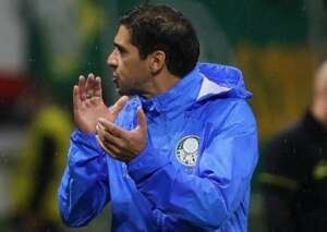Paulistão: Abel quer energia da Libertadores para Palmeiras não 'passar vergonha'