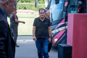 Baiano: Em crise, Vitória solta nota de repúdio contra supostos ataques ao presidente