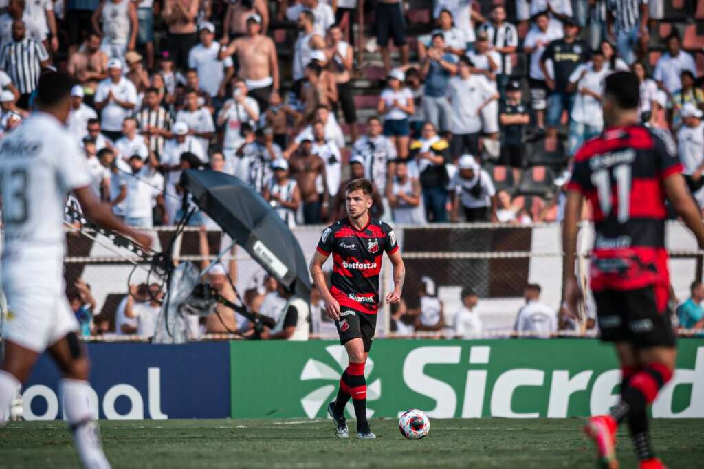 Xerife do Ituano, Bernardo Schappo comemora classificação: “Fico muito feliz, é minha casa”