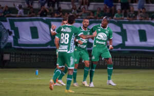 CATARINENSE: Brusque avança e Chapecoense é eliminada na estreia de Argel