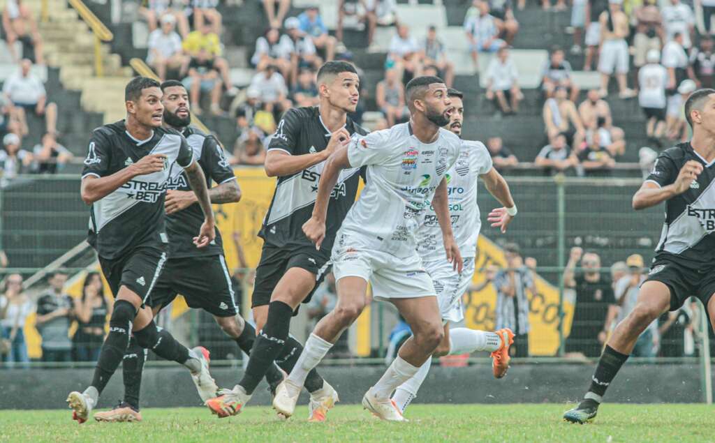 Comercial 1 x 1 Ponte Preta – Jesus brilha e Macaca empata com time alternativo