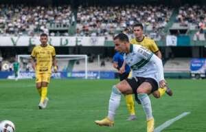 PARANAENSE: Coritiba é eliminado e Maringá se classifica