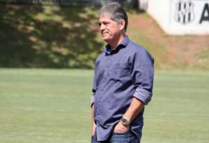 Presidente da Ponte Preta comemora campanha e exalta apoio da torcida