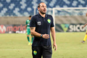 Série C: Figueirense fica próximo de acerto com novo treinador