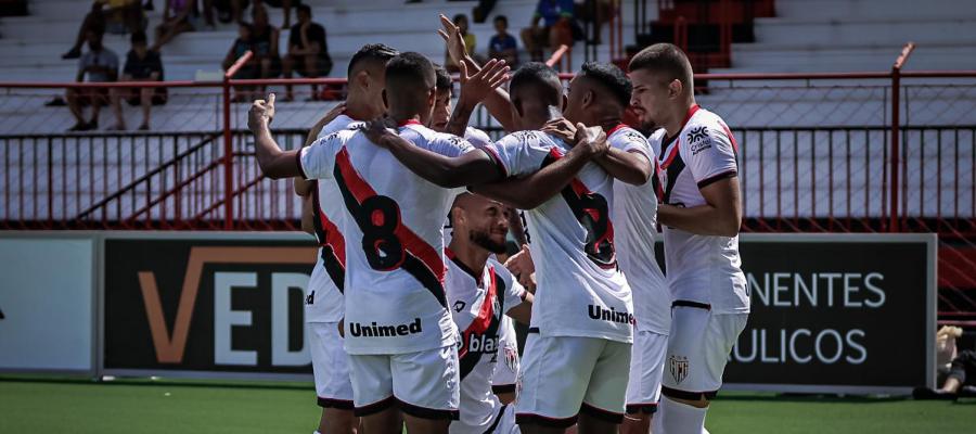 GOIANO: Com folga, Atlético-GO e Goiás avançam às semifinais