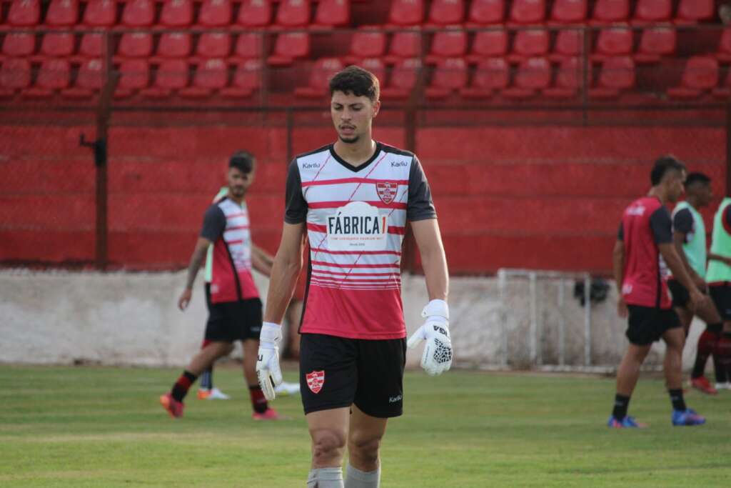 Paulista A2: Guilherme Nogueira comemora oportunidades pelo Linense: “Essencial para minha carreira”